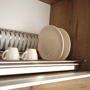 Поставка за чинии и чаши едноетажна (неръждаема) на един ред с тавичка, за вграждане в горен шкаф 18. Кухненски механизми за вграждане