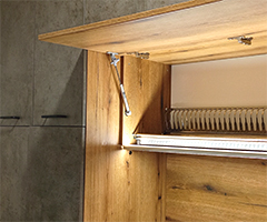 7. Амортисьори и ножици за повдигащи и падащи вратички