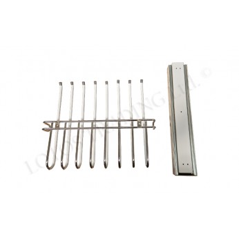 OSKAR Изтеглящ механизъм за панталони - хром OSKAR Изтеглящ механизъм за панталони - хром