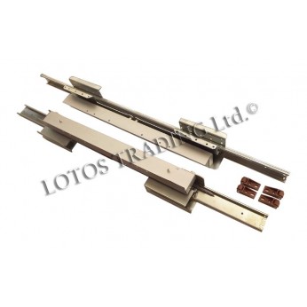 Extendable table mechanism